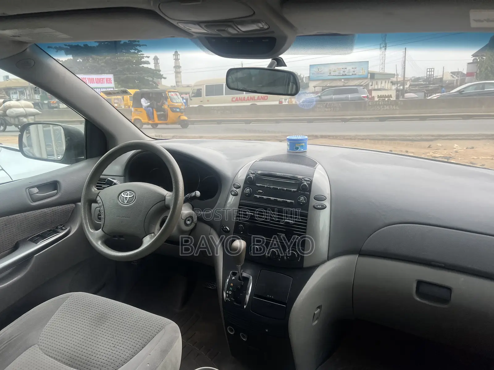 Toyota Sienna LE 2008