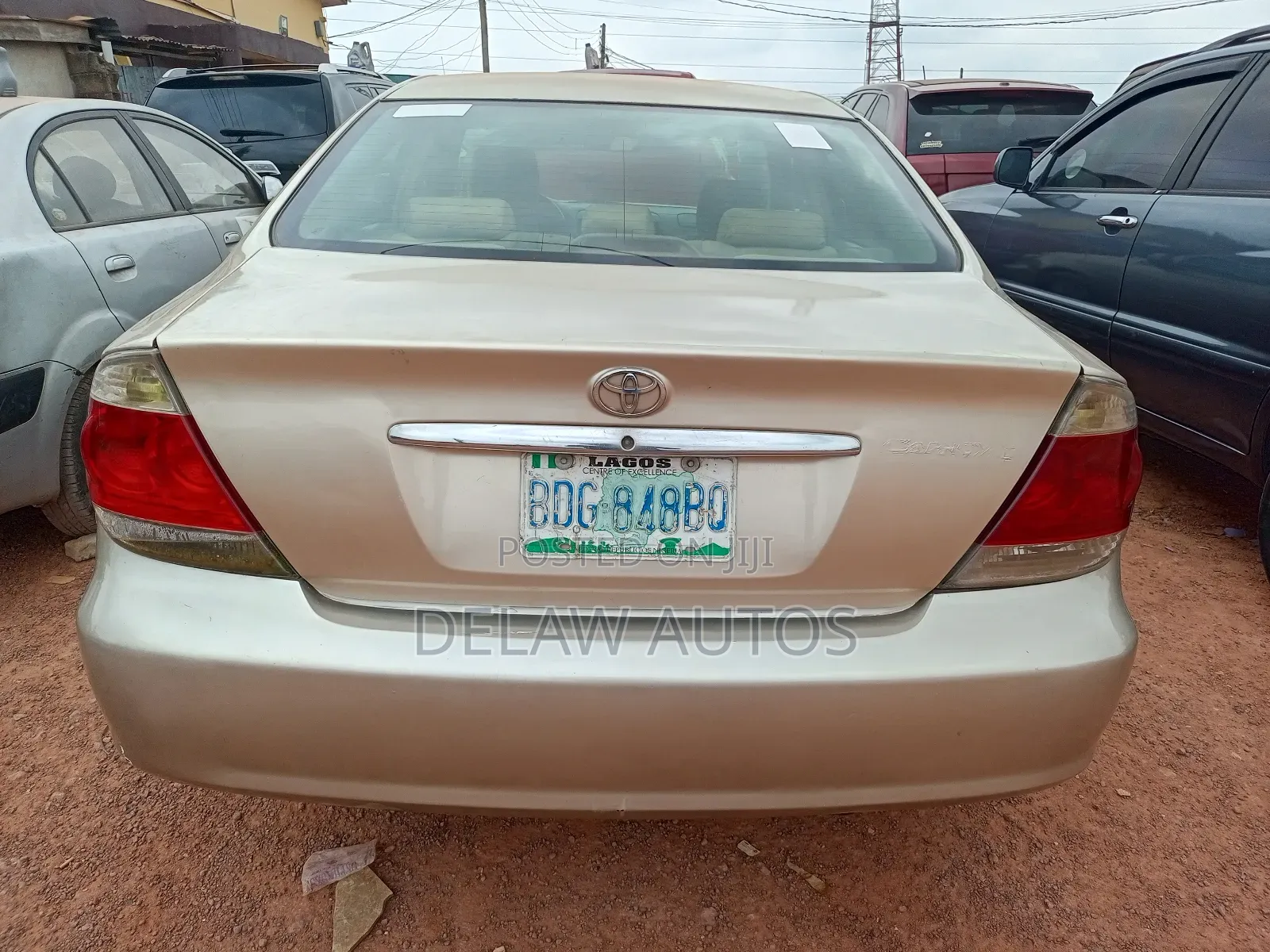 Toyota Camry 2005 Gold
