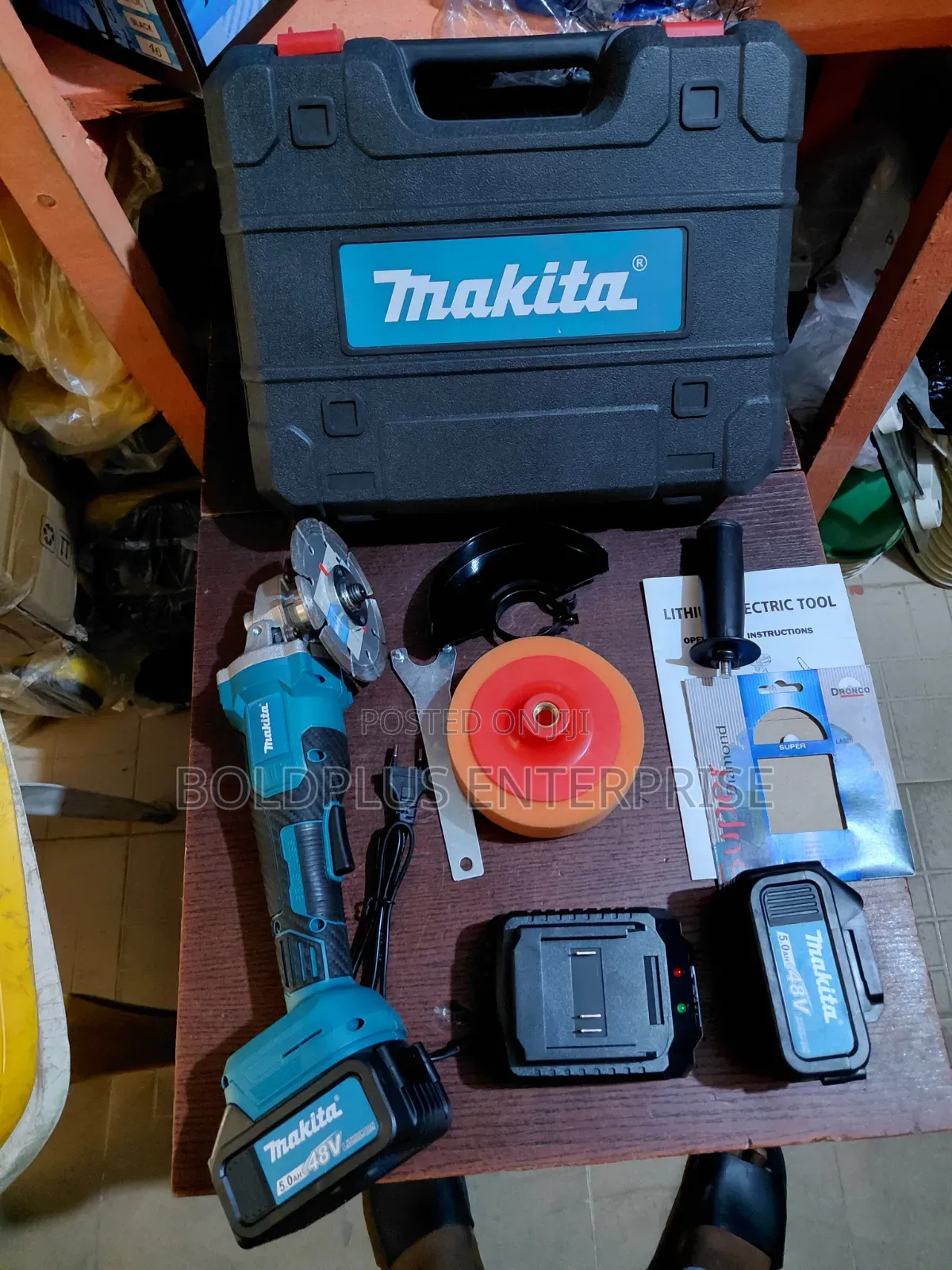 48 Volt Makita Polishing and Grinding Machine