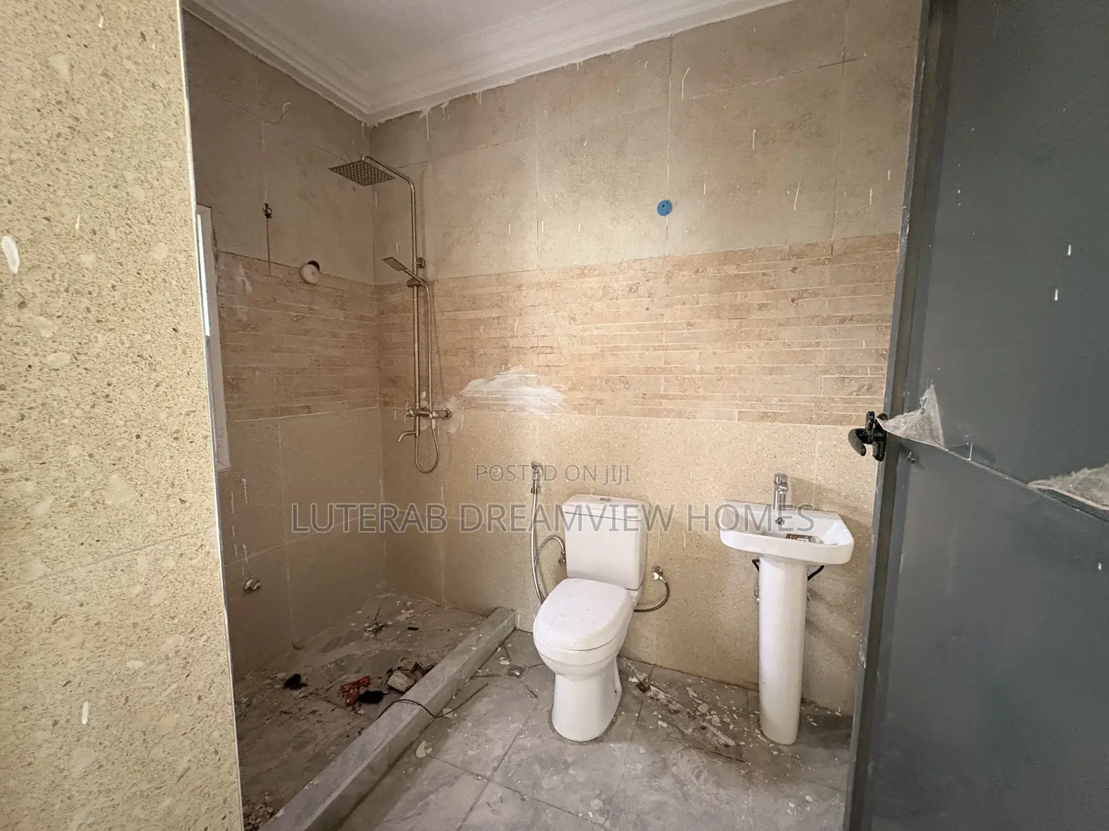 2bdrm Block of Flats in Katampe Main By for rent