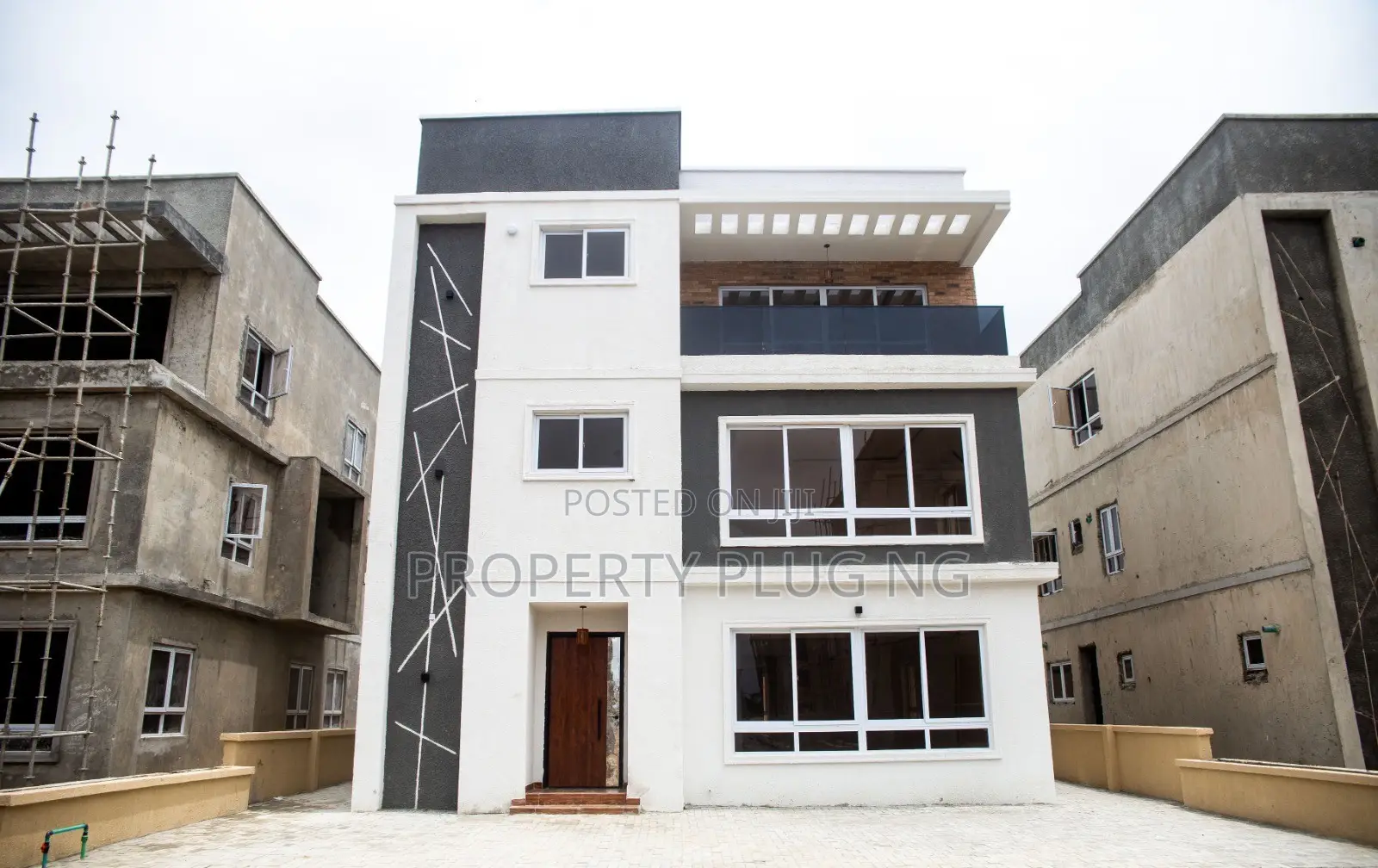 6bdrm Duplex in Western Foreshore, Osapa london for sale