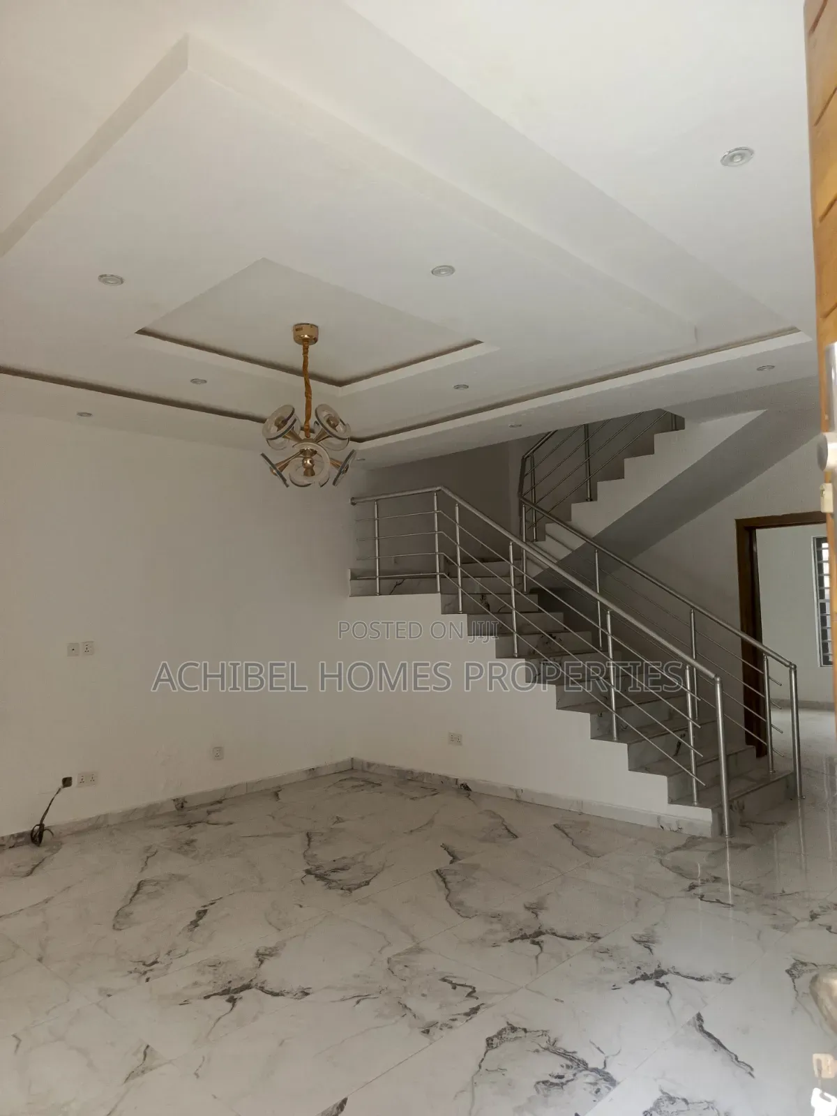 5bdrm Duplex in Near The Doom, Lekki Phase 1 for rent