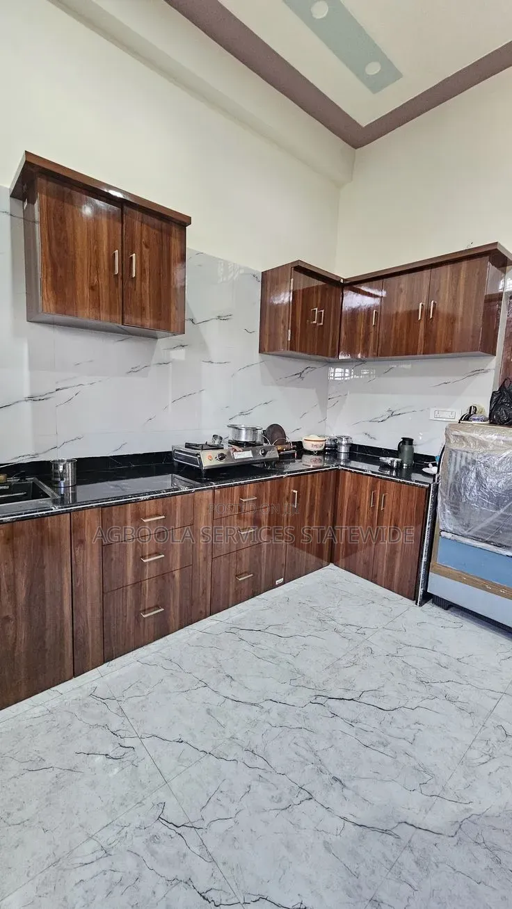 Modern Kitchen Cabinet | Custom Design Installation
