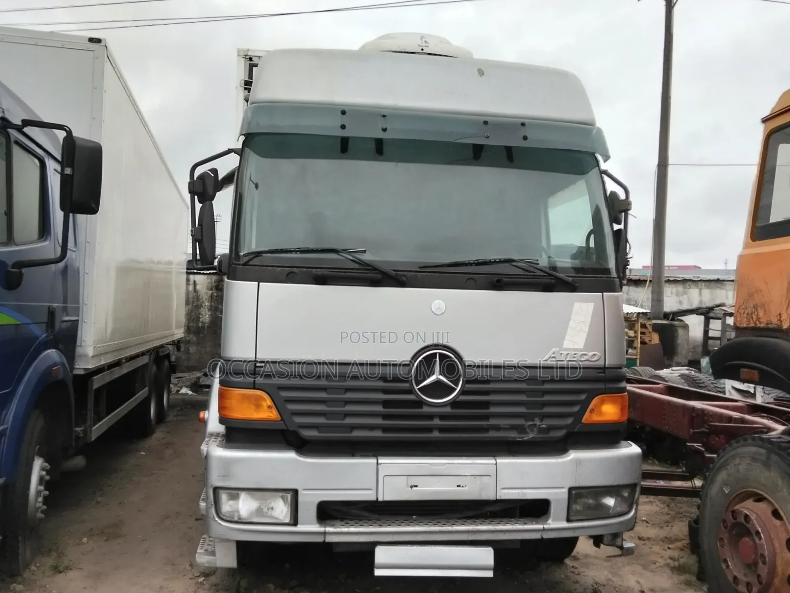 Mercedes Benz Container Body Truck
