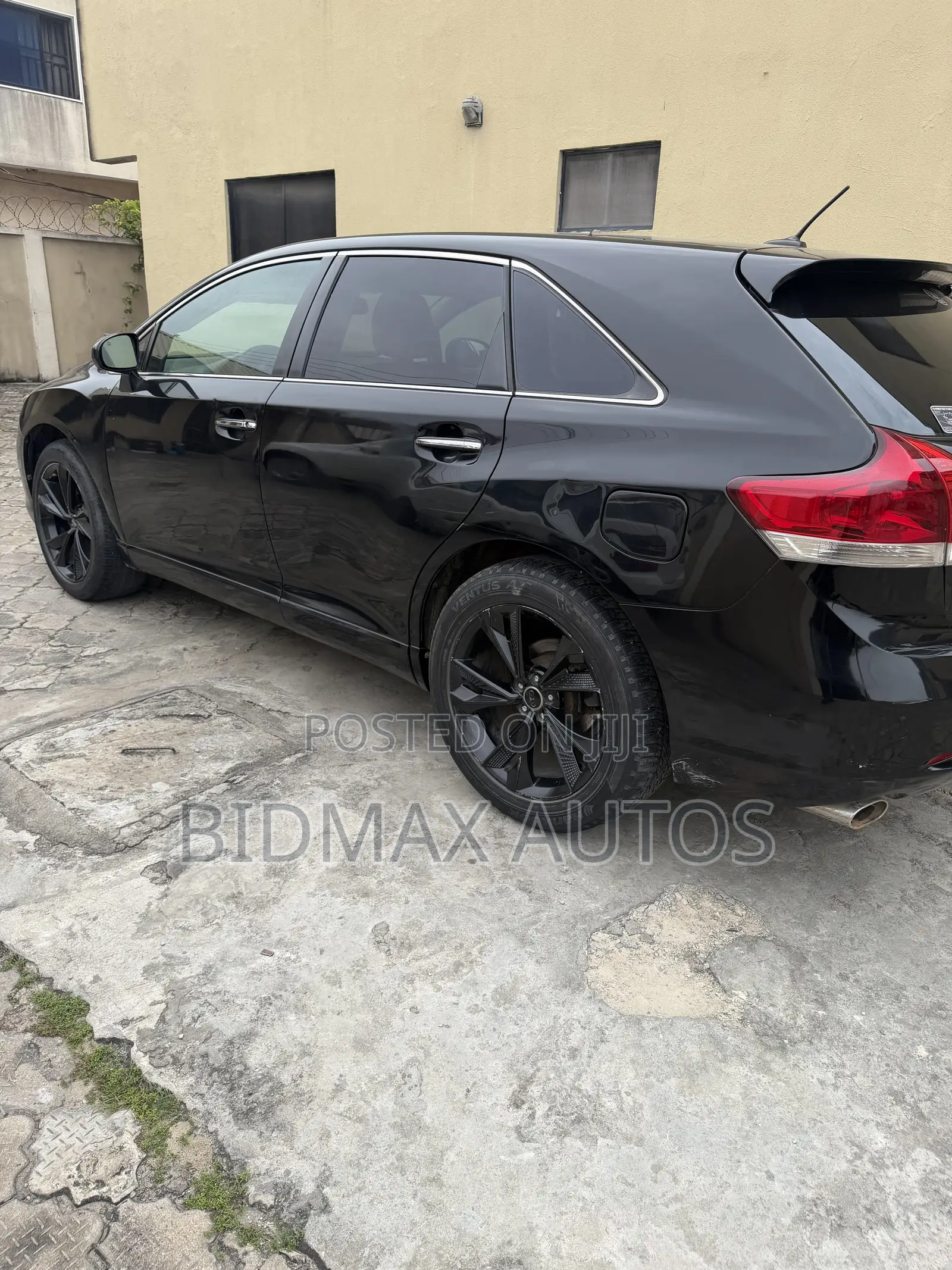 Toyota Venza V6 AWD 2011 Black