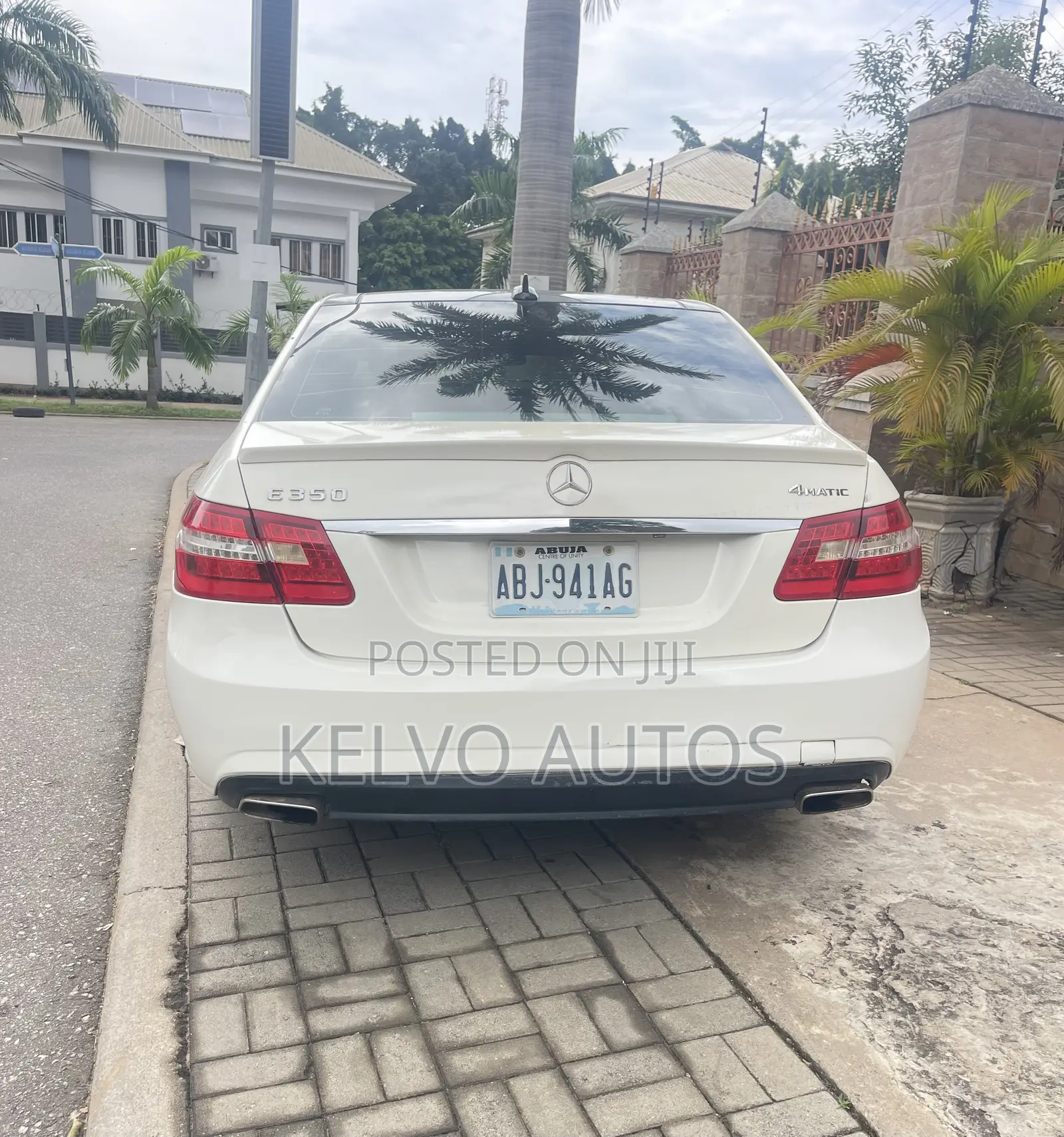 Mercedes-Benz E350 Base 4Matic Sedan AWD (3.5L 6cyl 7A) 2011 White