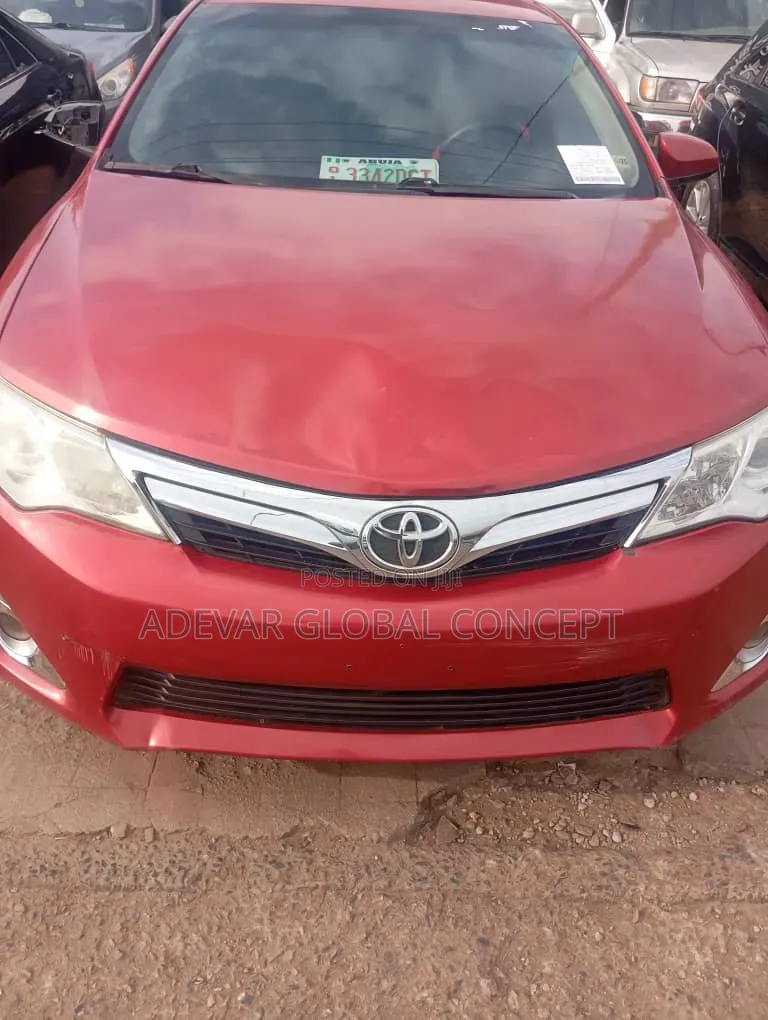 Toyota Camry 2014 Red