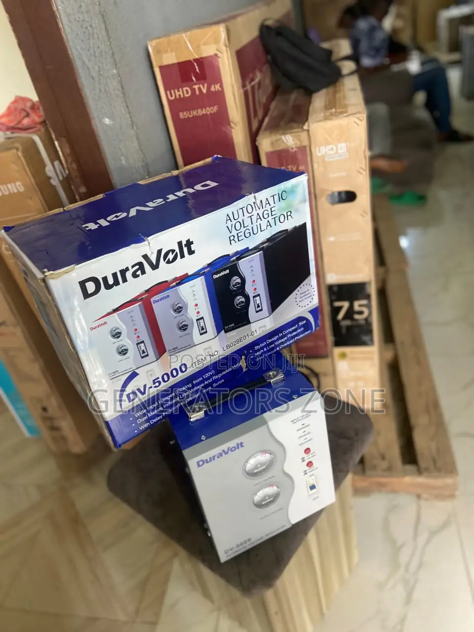 Duravolt DV-5000 Stabilizer for Managing High and Low Voltage