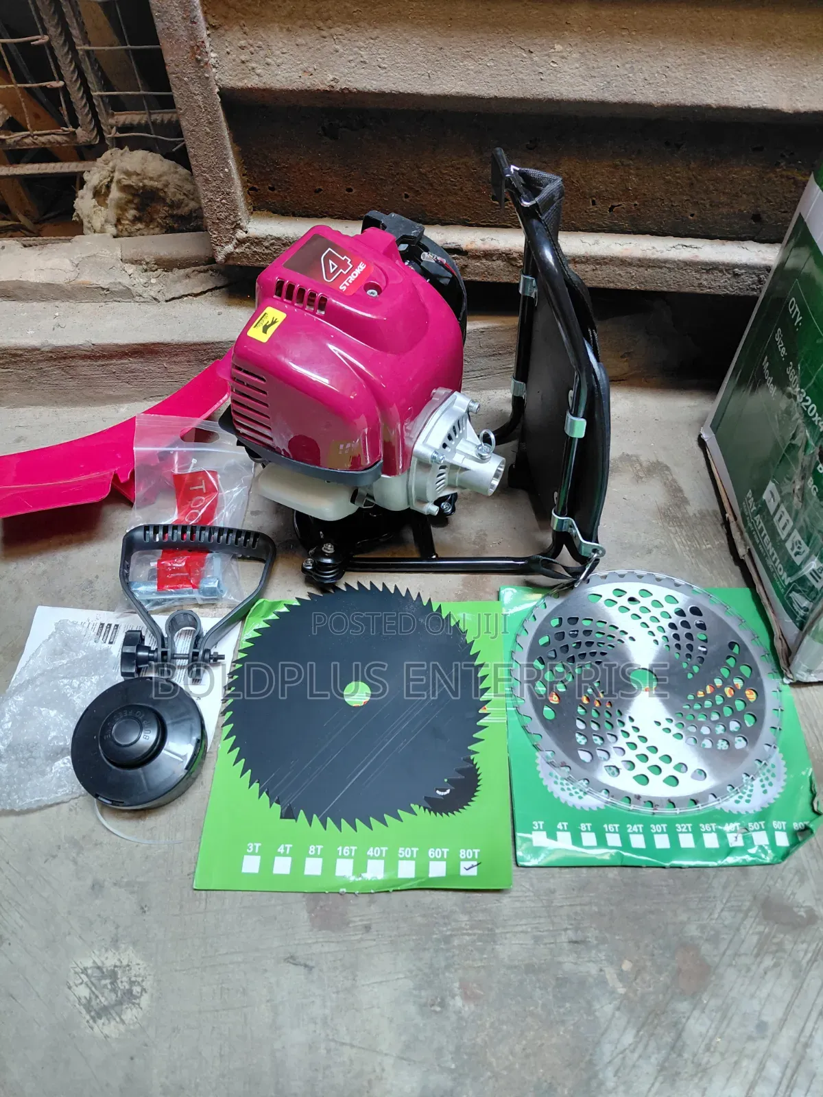 4 Stroke Brush Cutter Machine With Complete Accessories