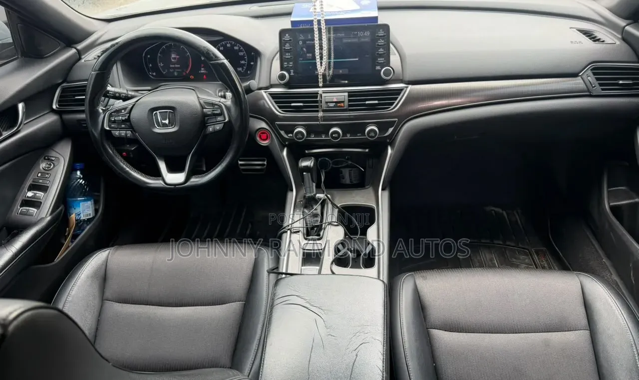 Honda Accord 2018 Silver