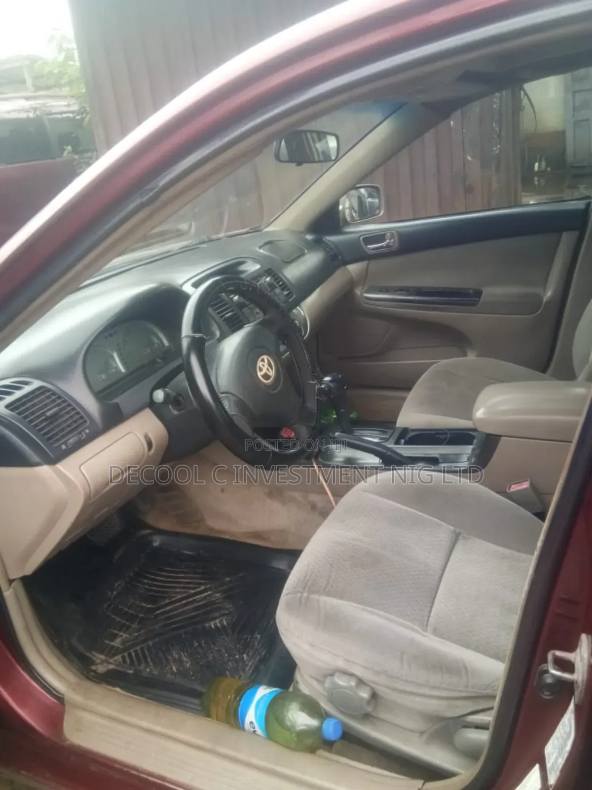 Toyota Camry LE 4dr Sedan (2.4L 4cyl 5M) 2004 Red