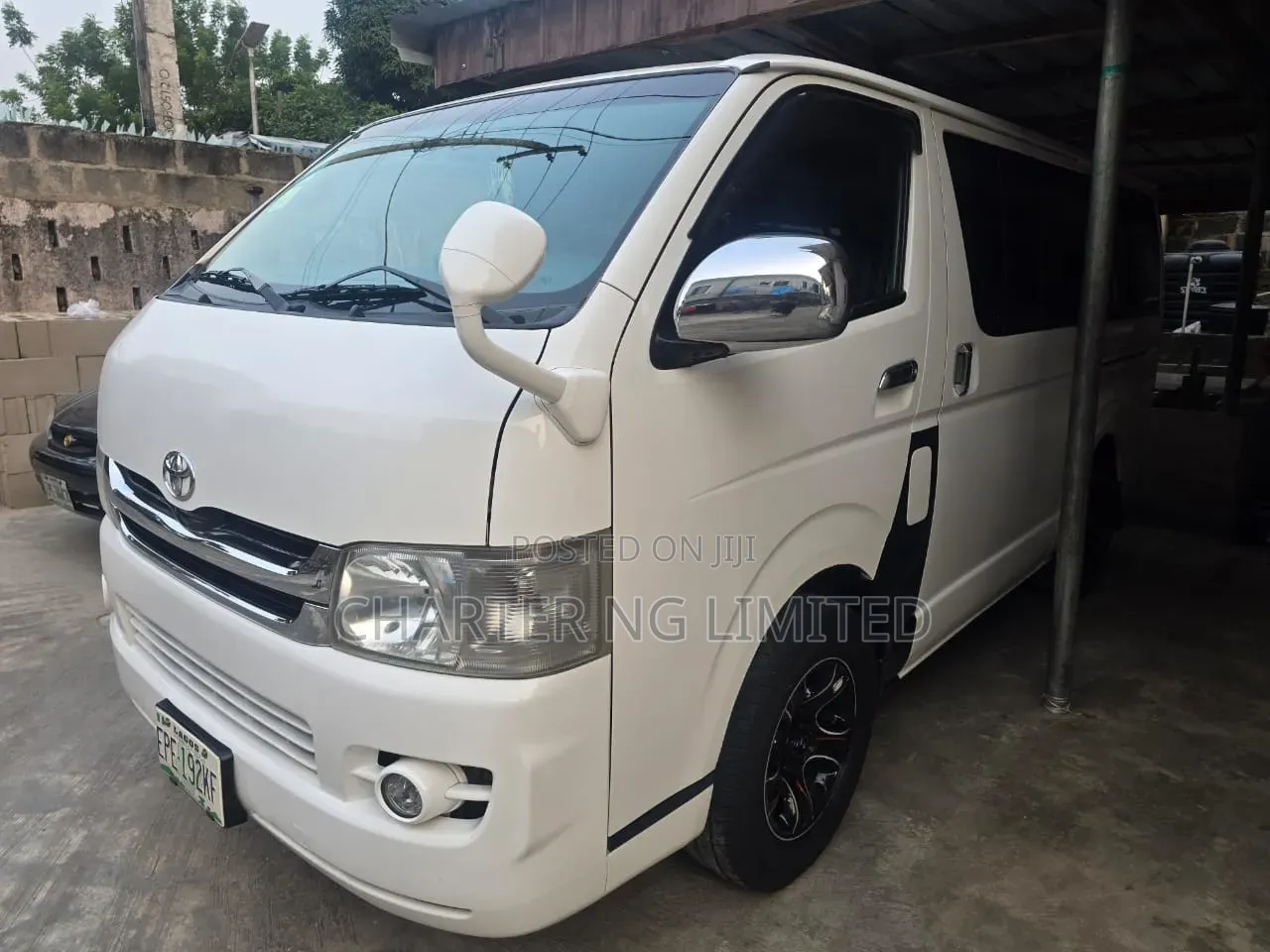 Toyota Hiace Bus for Rent