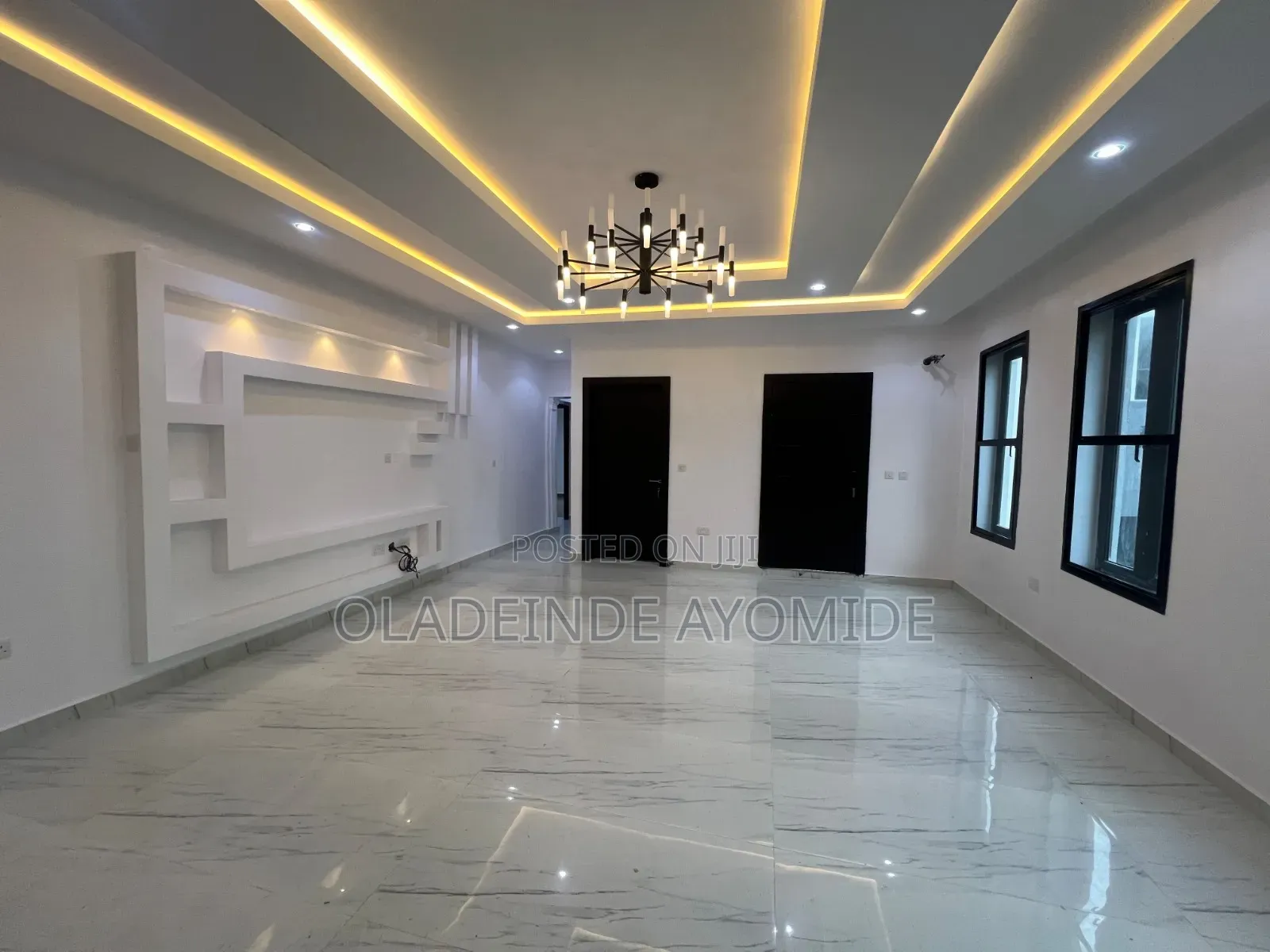3bdrm Apartment in Lekki Phase1 for rent