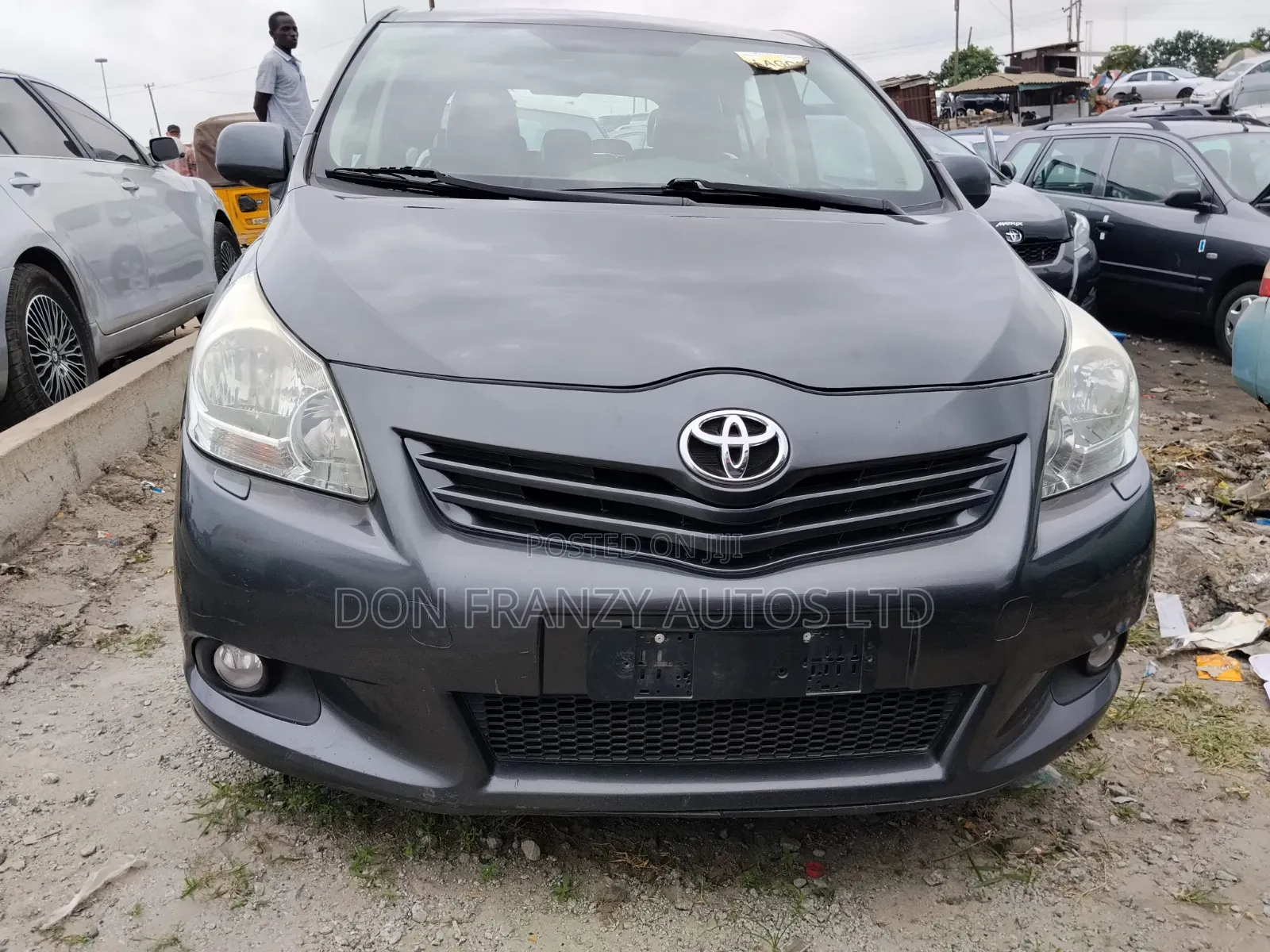 Toyota Corolla Verso 2009 Gray
