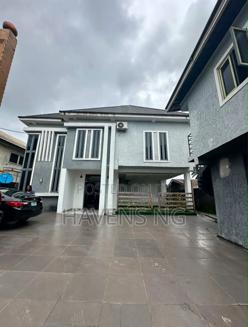 Furnished 9bdrm Duplex in Obio-Akpor for sale