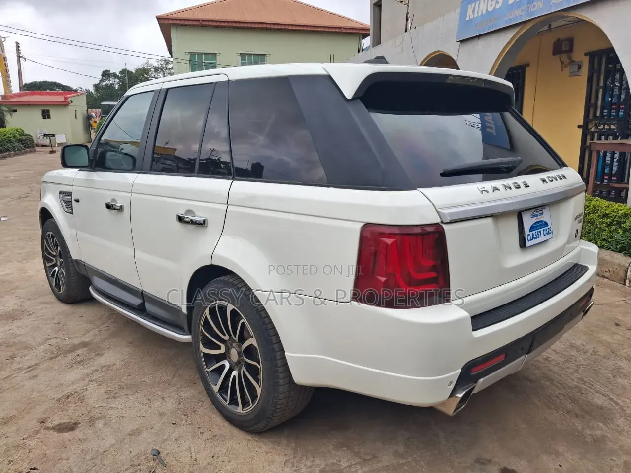 Land Rover Range Rover Sport 2012 White
