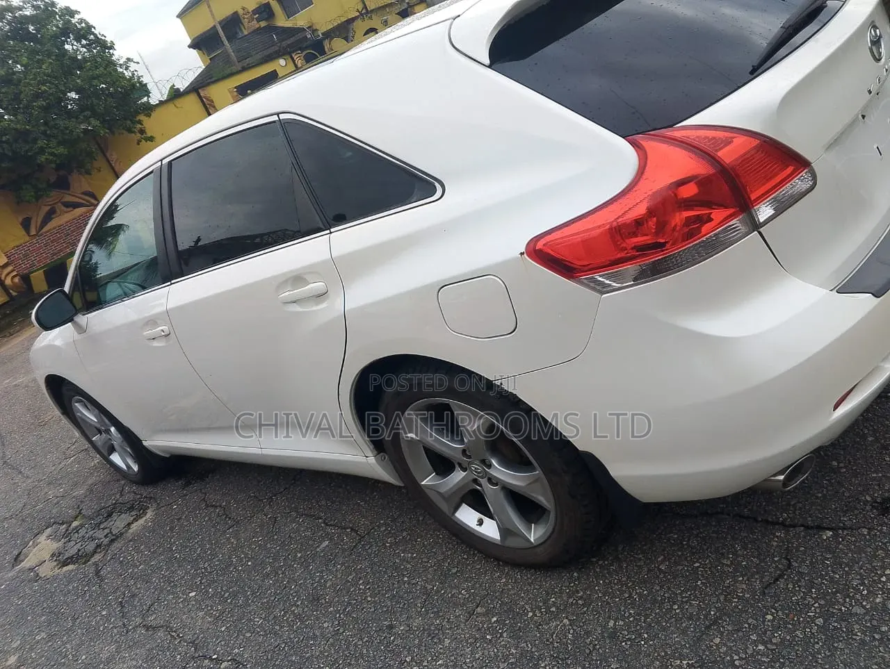Toyota Venza 2011 White