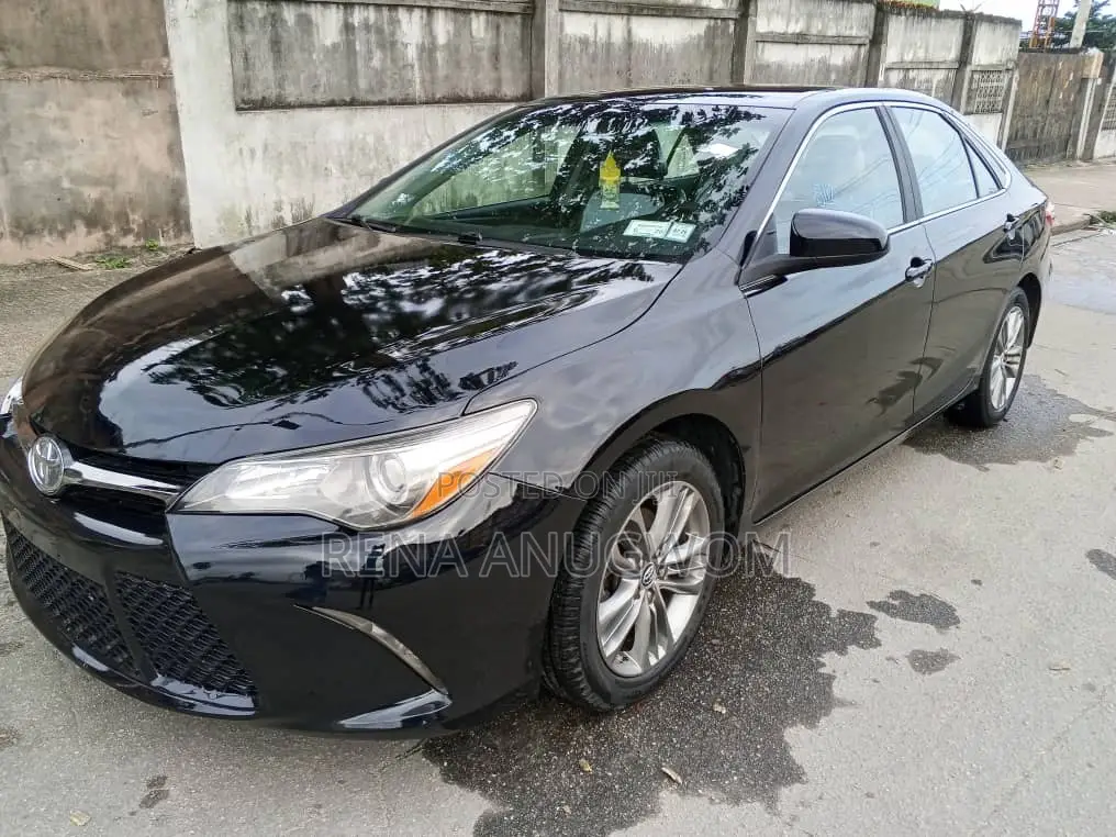 Toyota Camry 2016 Black