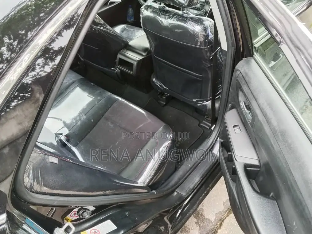 Toyota Camry 2016 Black