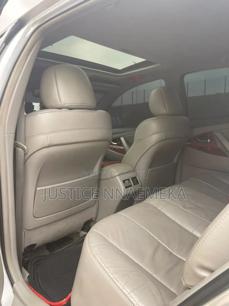 Toyota Camry 2010 Silver