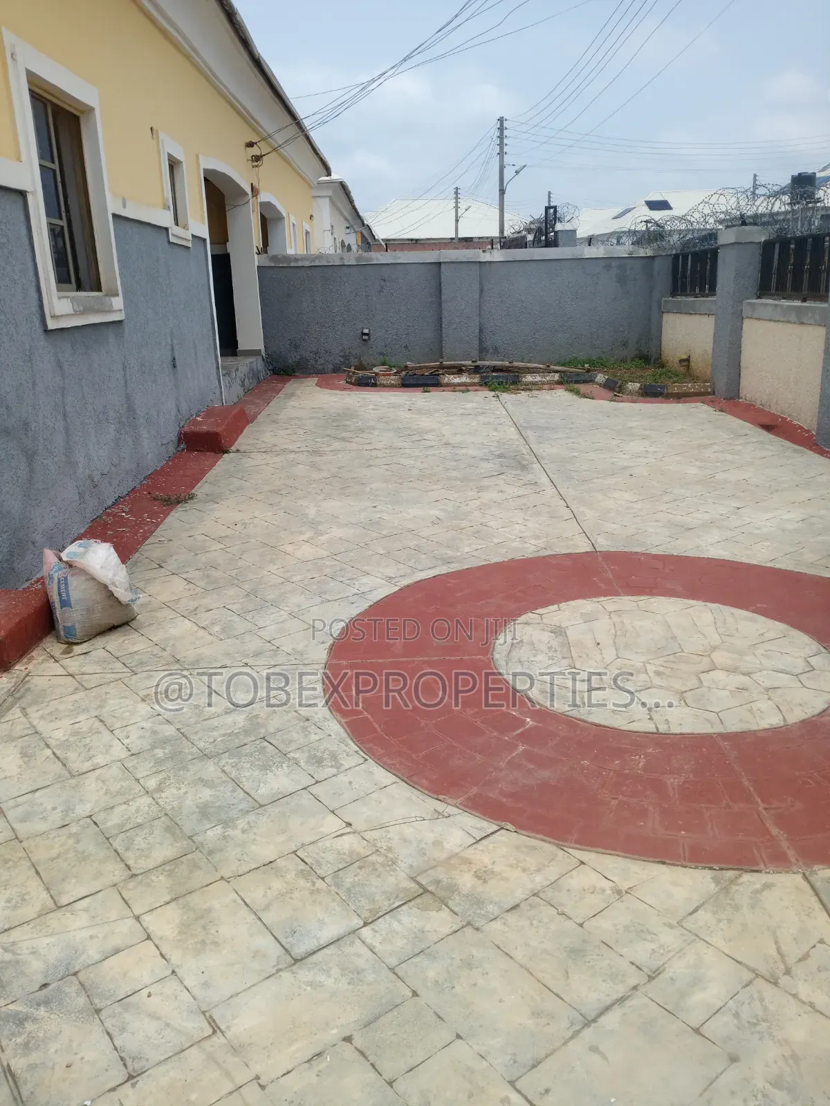 2bdrm Bungalow in Ciy College Becky, Karu for rent