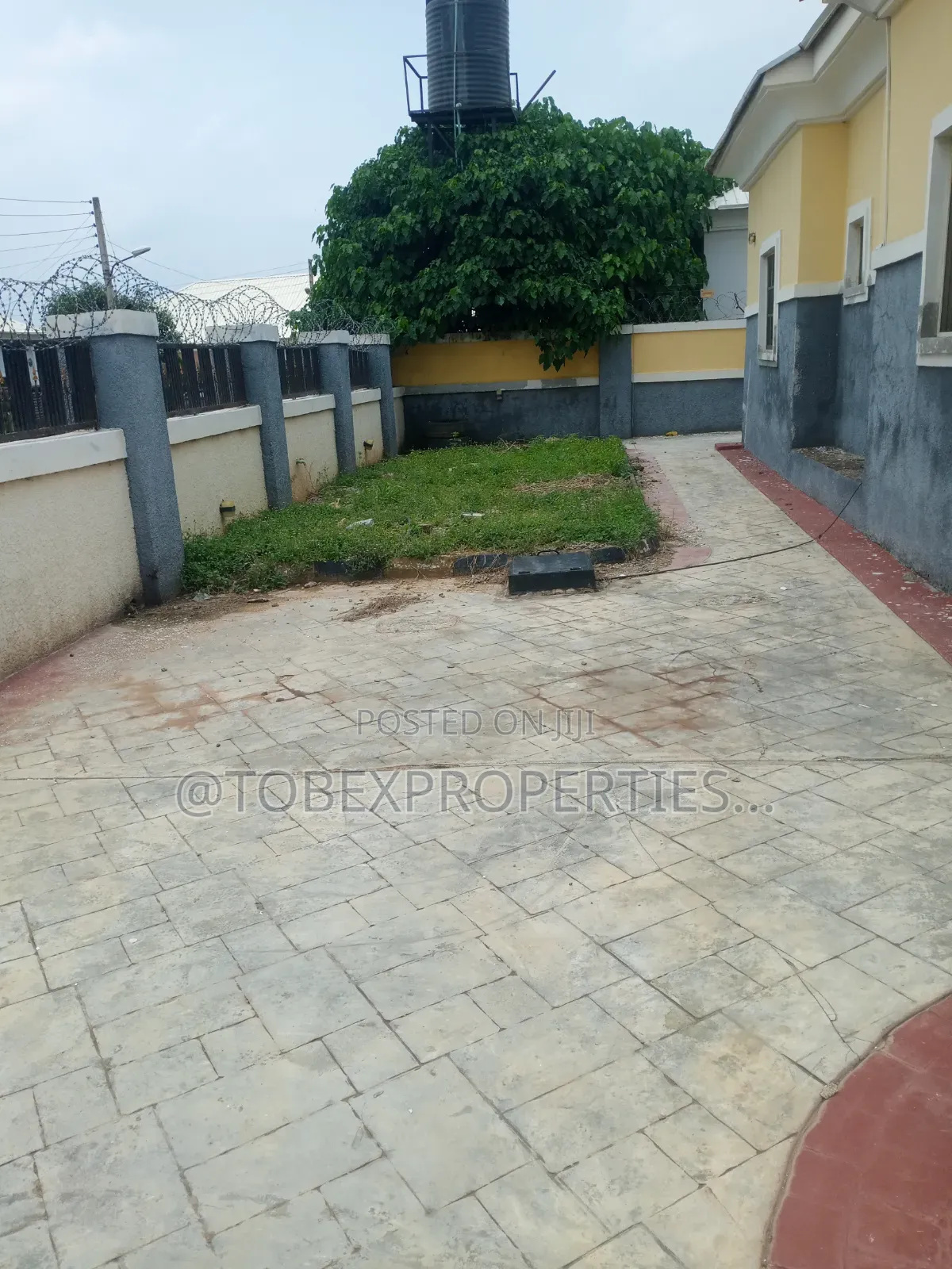 2bdrm Bungalow in Ciy College Becky, Karu for rent