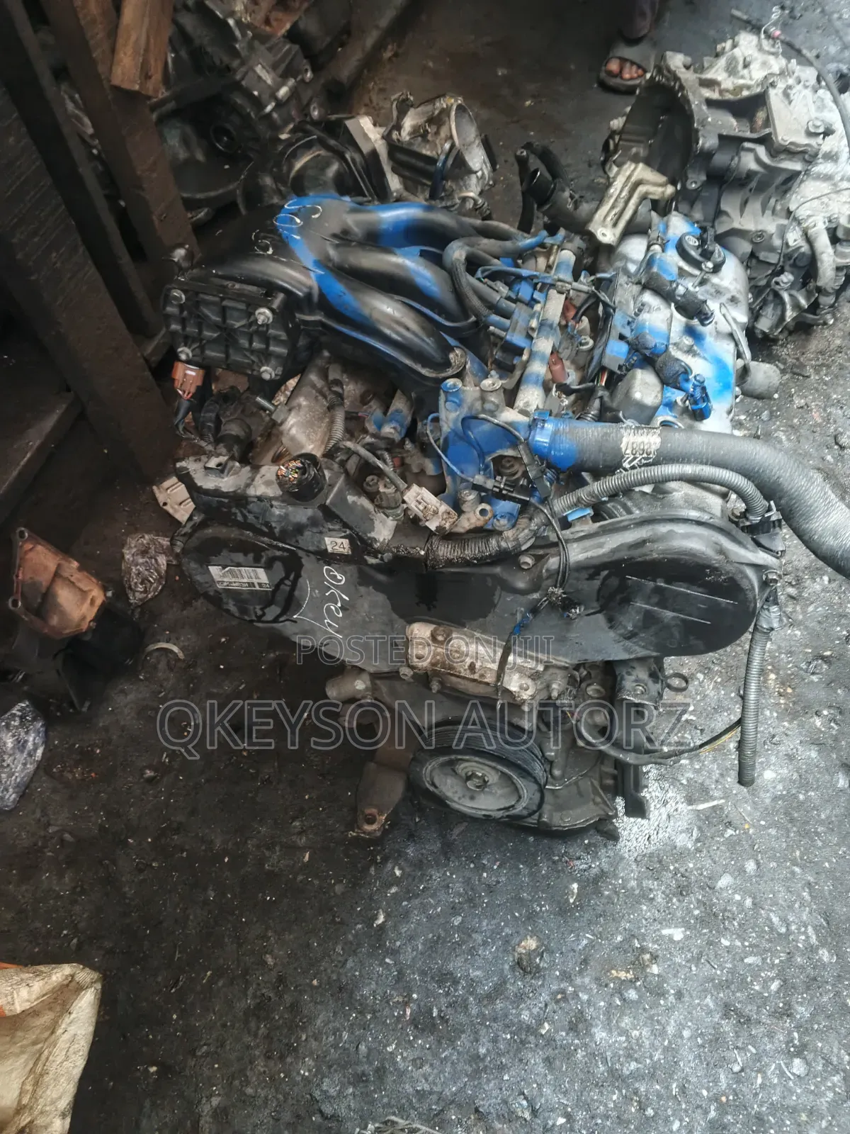 Lexus 400h Engine
