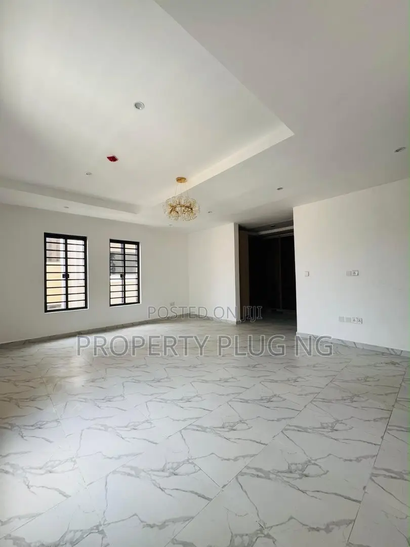 5bdrm Duplex in Omole Estate, Berger for sale