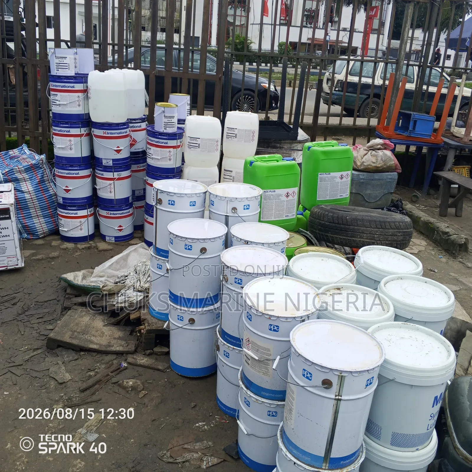 Interthane 990 Marine Paint