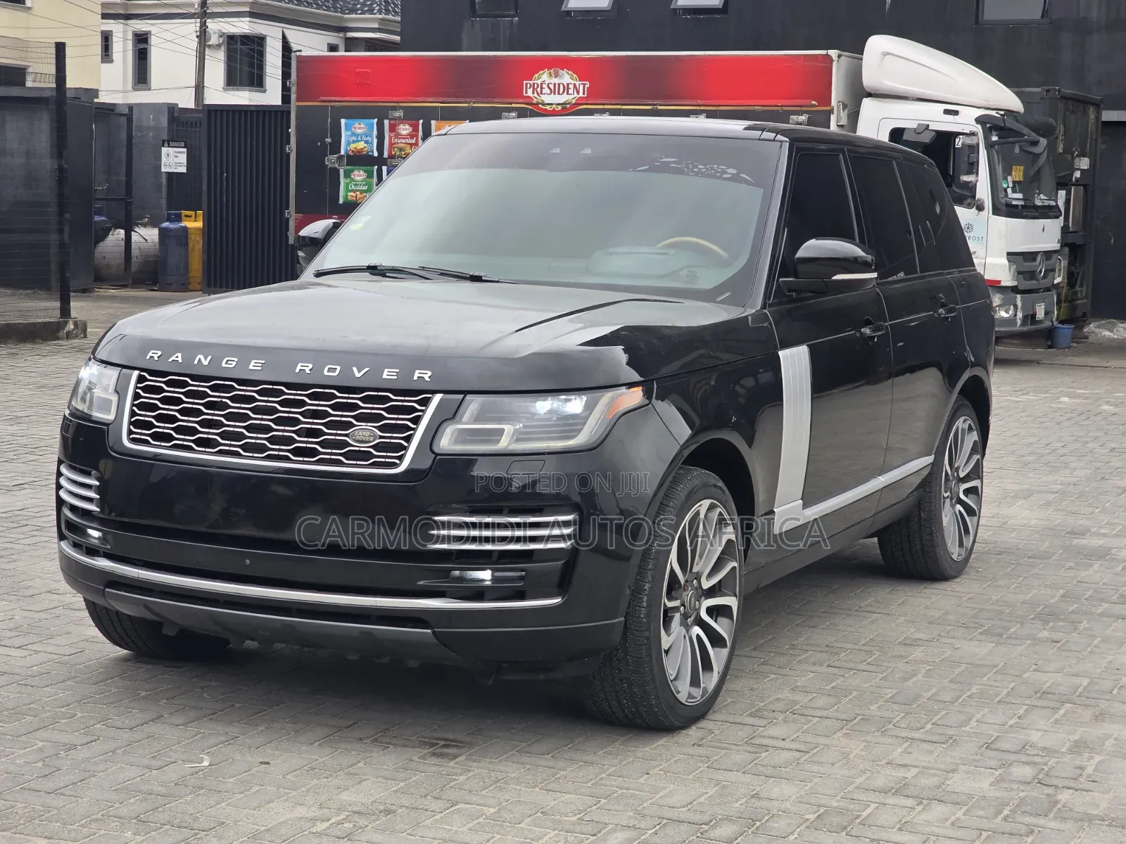 Land Rover Range Rover Vogue 2018 Black