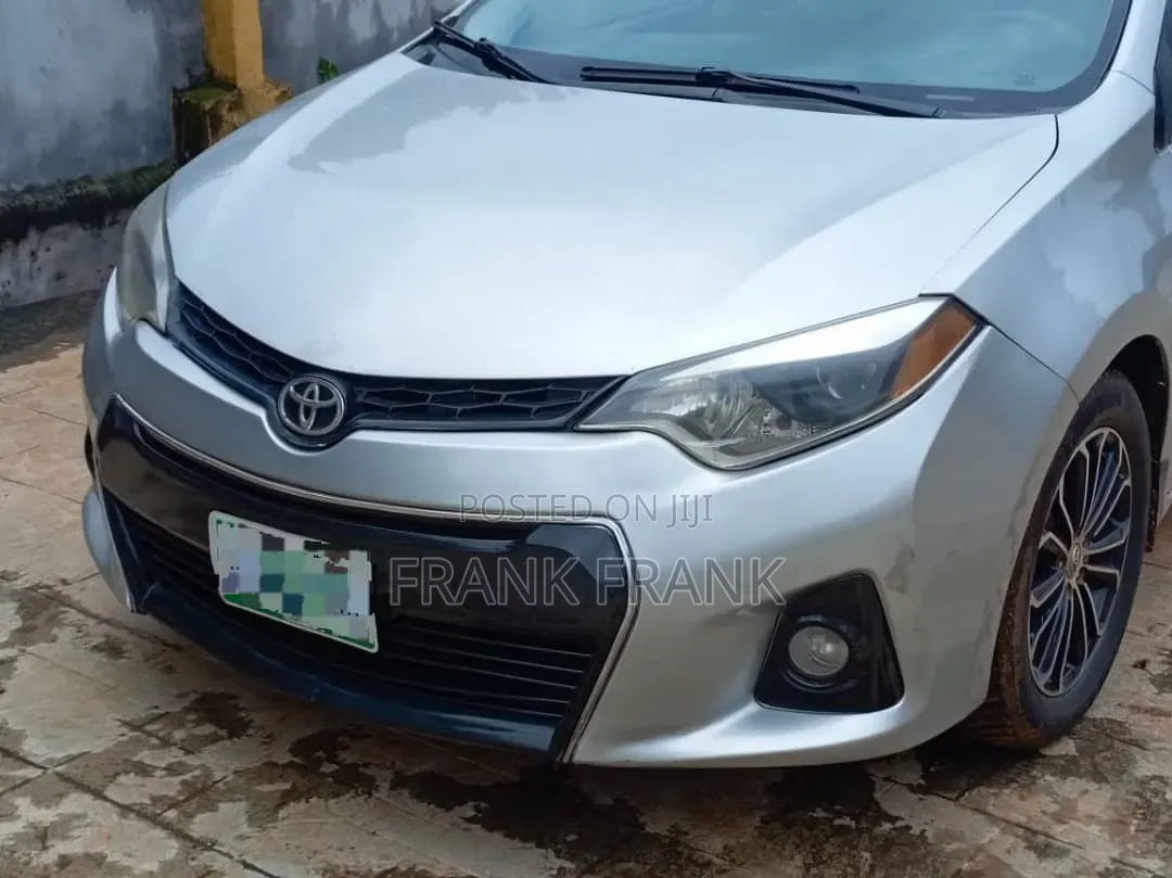 Toyota Corolla 2016 Silver