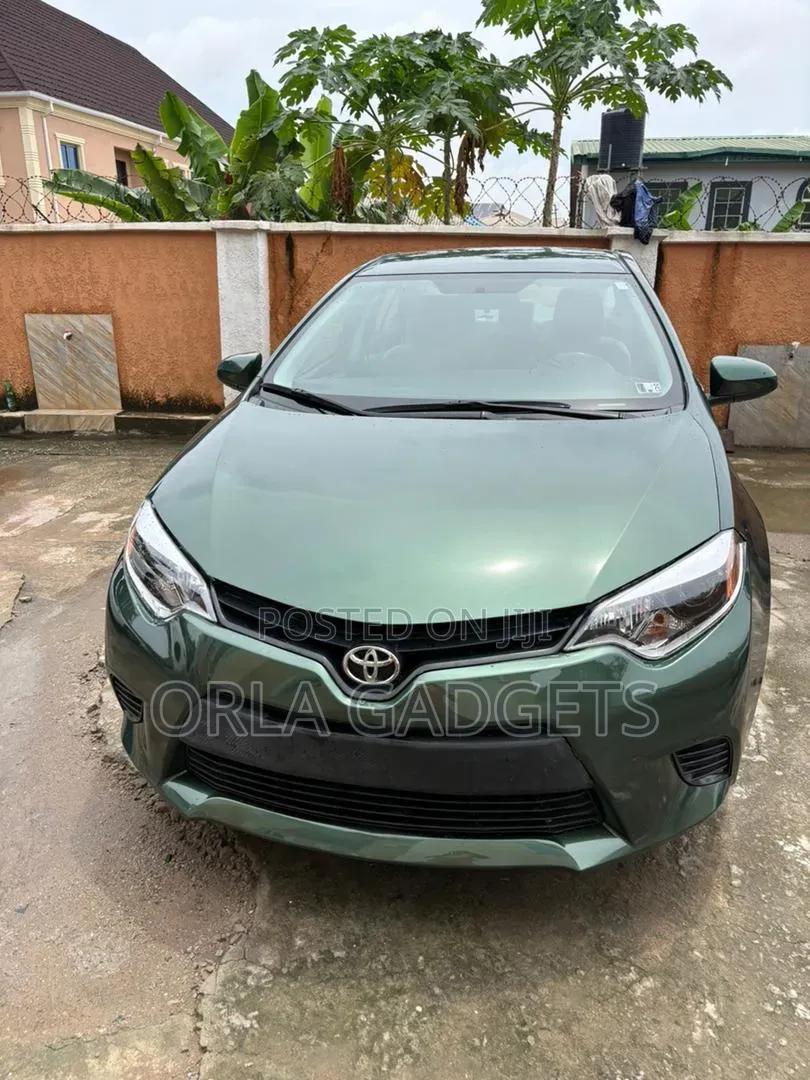 Toyota Corolla LE Eco 4dr Sedan (1.8L 4cyl CVT) 2015 Green
