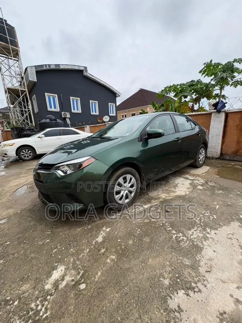 Toyota Corolla LE Eco 4dr Sedan (1.8L 4cyl CVT) 2015 Green