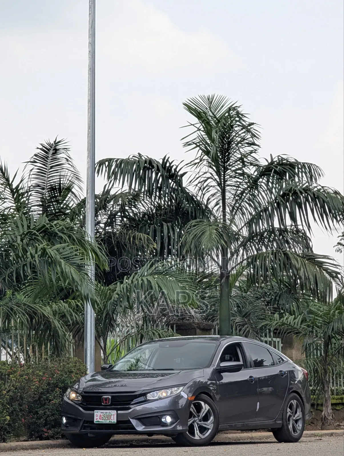 Honda Civic EX 4dr Sedan (1.5L 4cyl) 2016 Gray