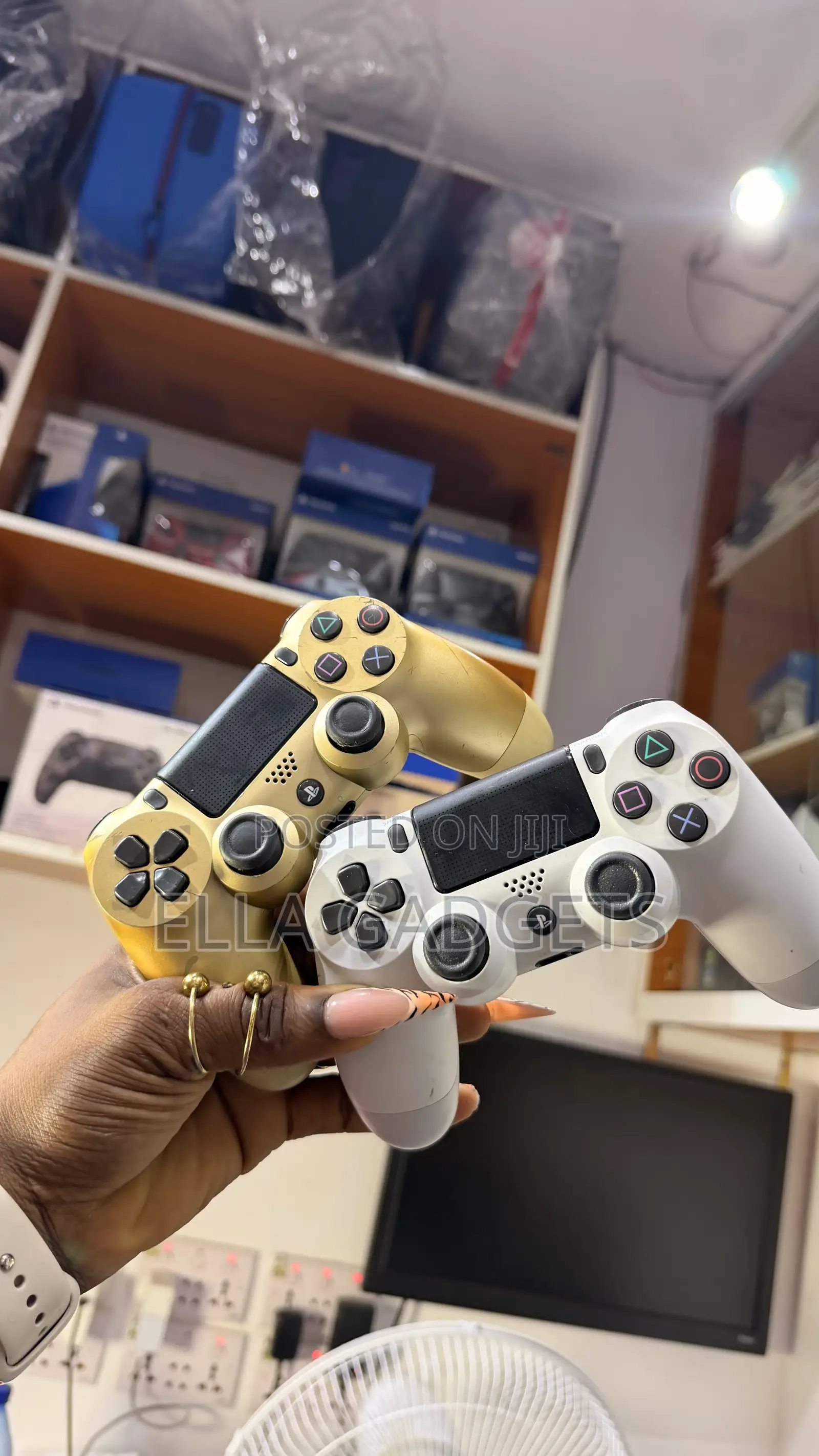 Clean Uk Used Ps4 Pad Available in Different Colors