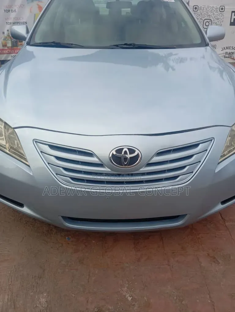 Toyota Camry LE 4dr Sedan (2.4L 4cyl 5A) 2009 Blue