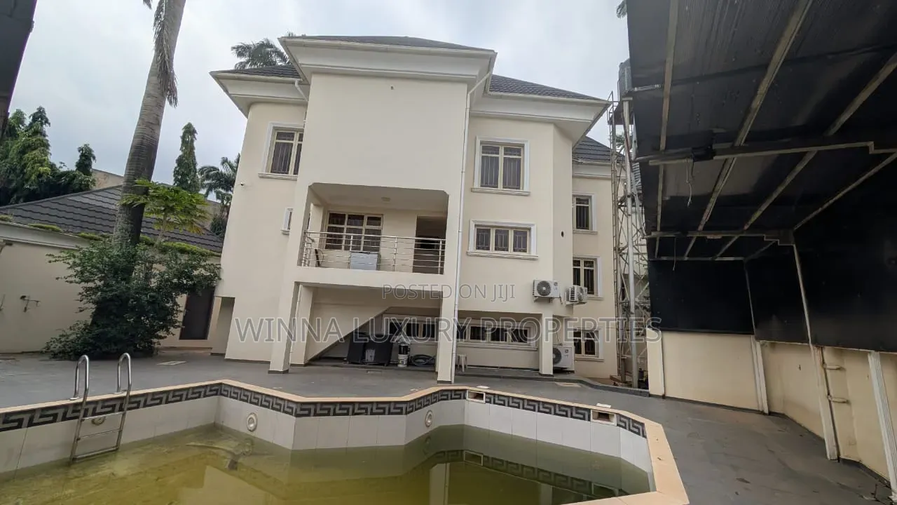 Furnished 8bdrm Duplex in Asokoro Main for rent