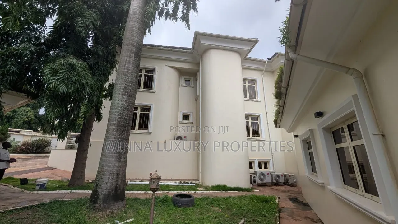 Furnished 8bdrm Duplex in Asokoro Main for rent