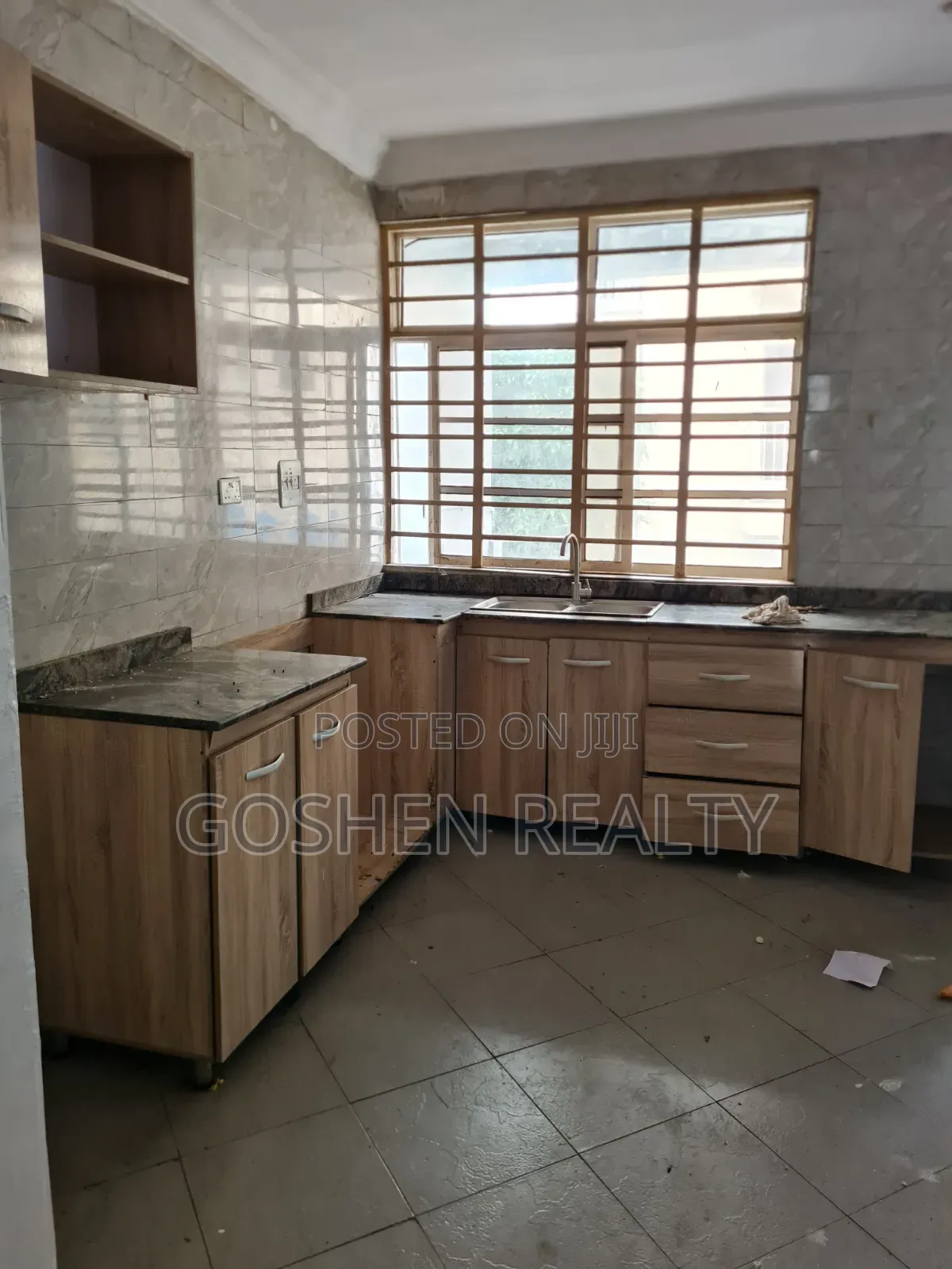 3bdrm Block of Flats in Jahi Main for rent