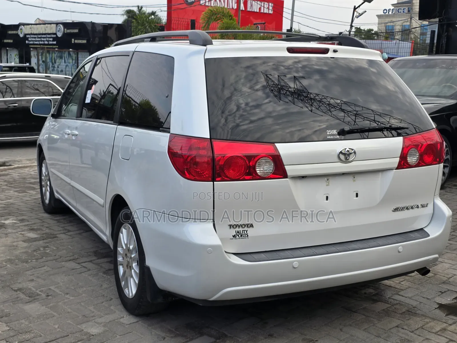 Toyota Sienna 2008 White