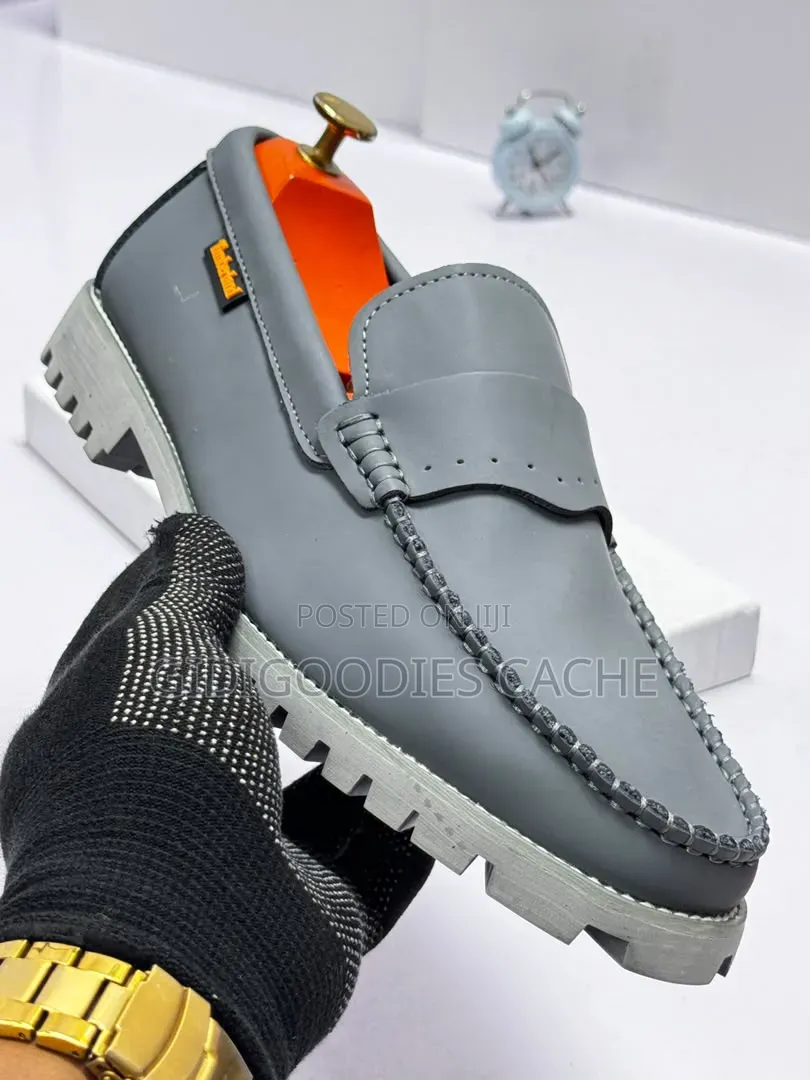 Timberland Loafers With Lug Soles in Black/Gray Size 40-46
