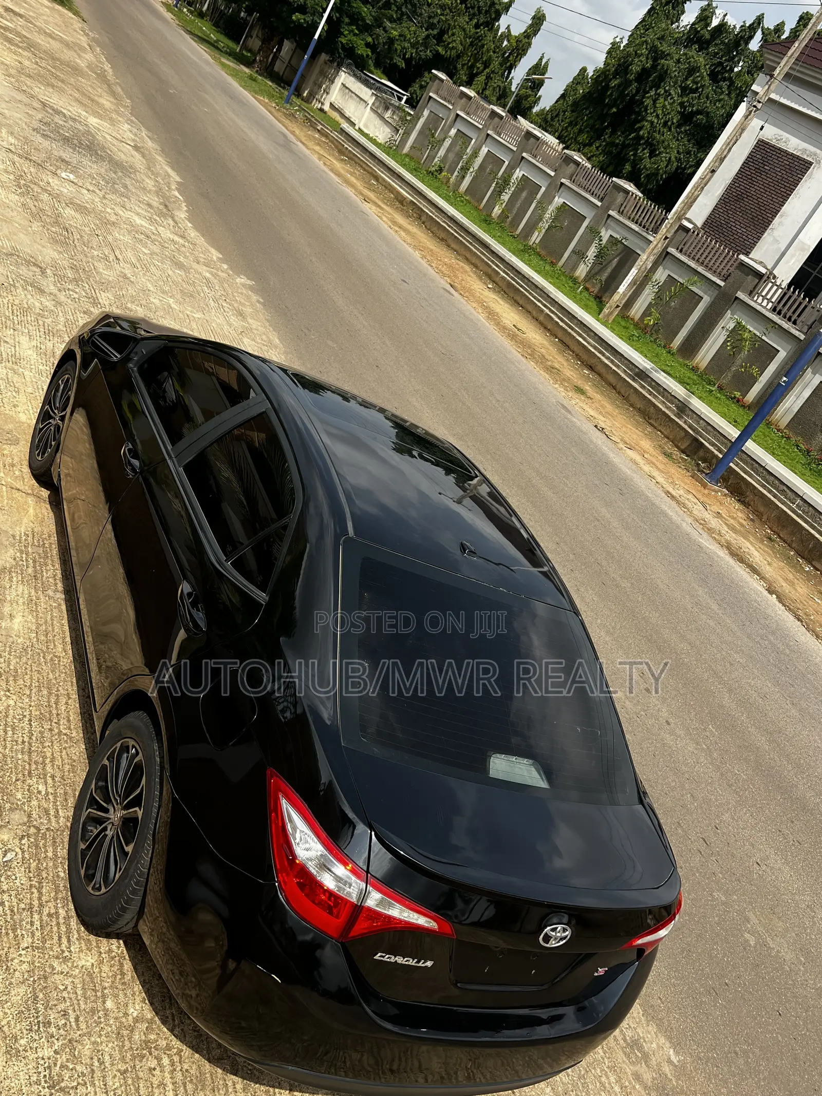 Toyota Corolla 2016 Black