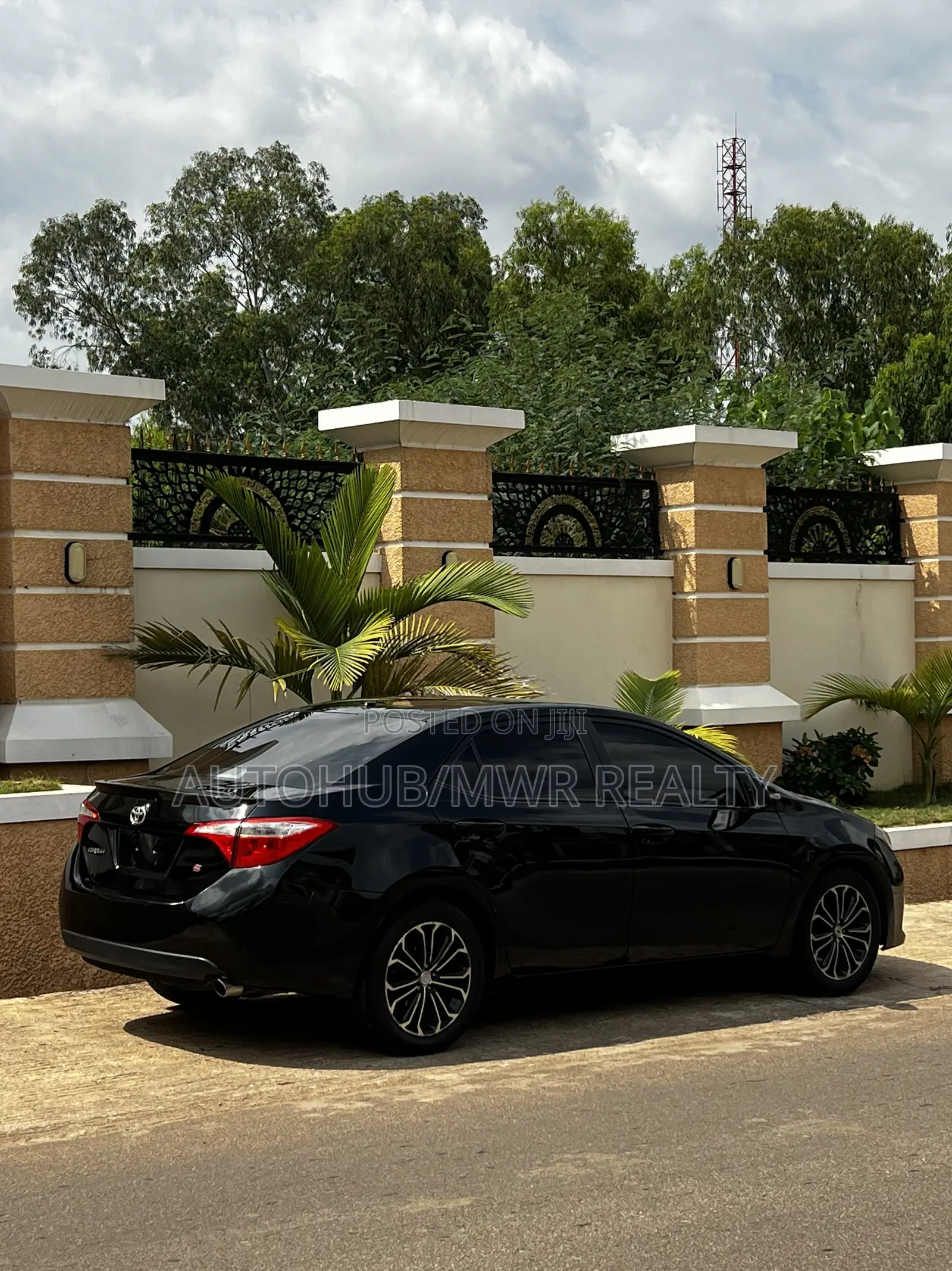 Toyota Corolla 2016 Black