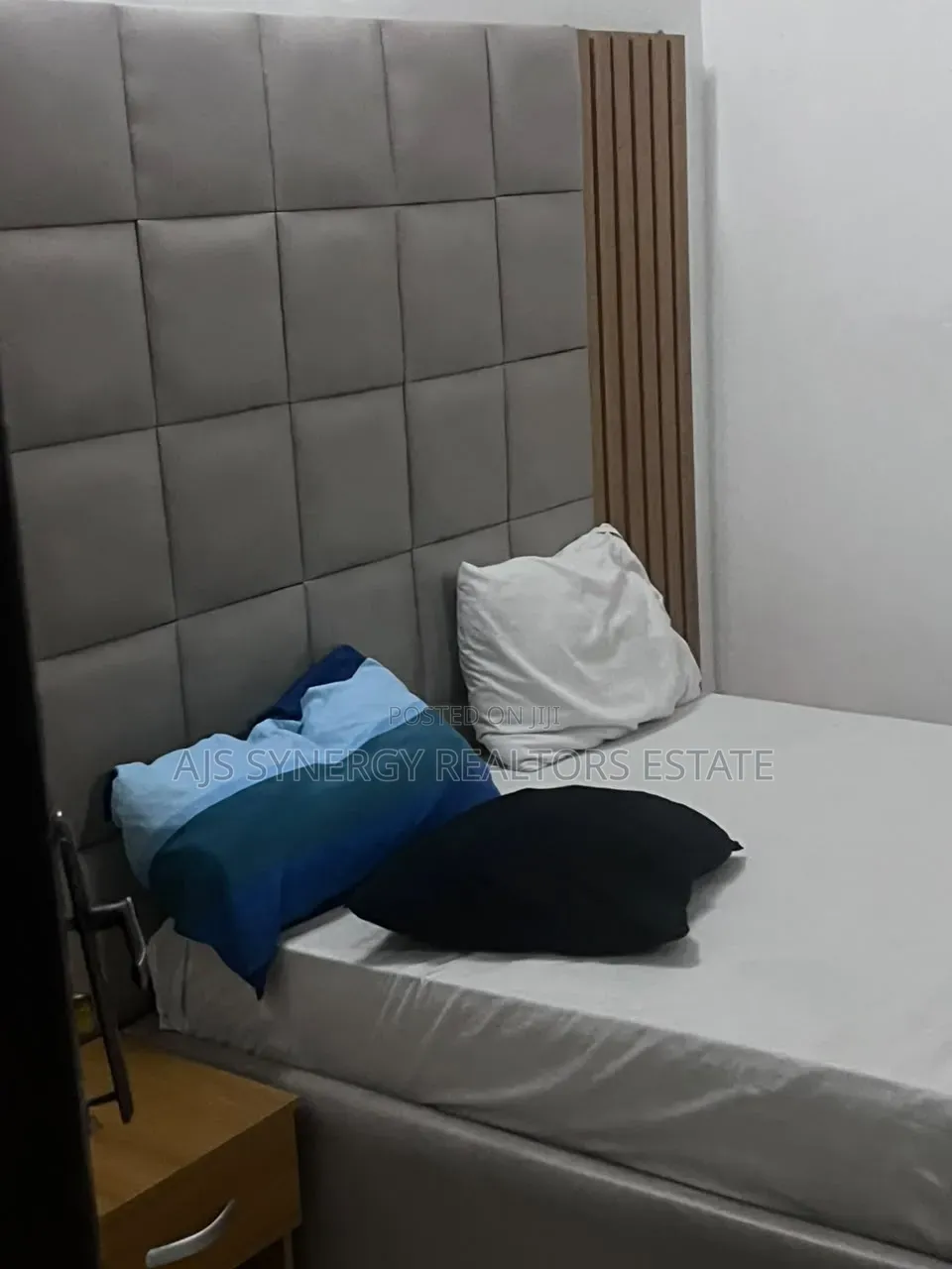 Furnished 4bdrm Duplex in Chevron for rent