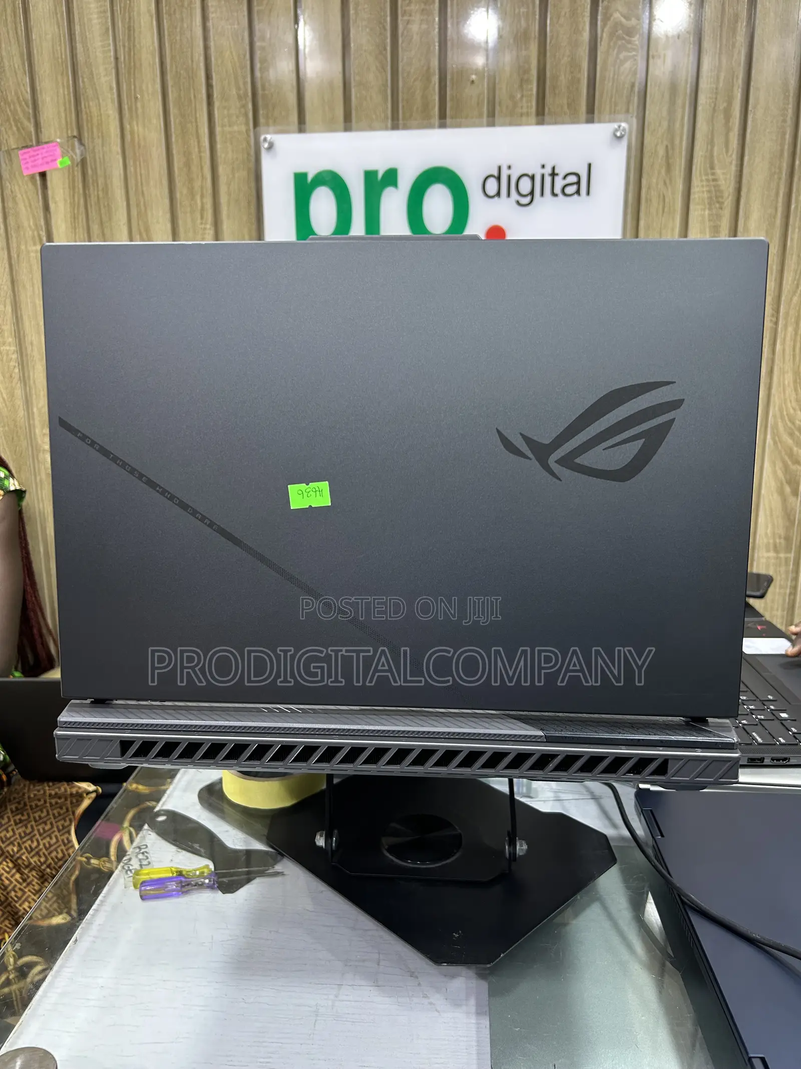 Laptop Asus ROG Strix G16 G614 16GB AMD Ryzen 9 SSD 1T