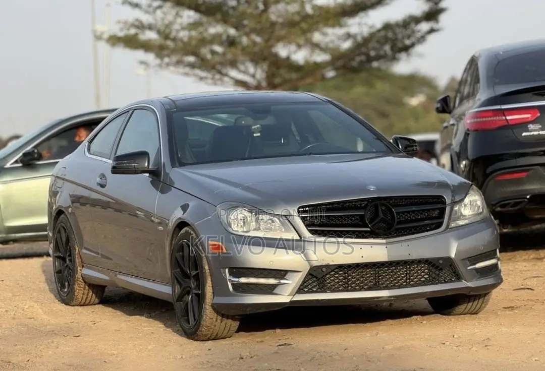 Mercedes-Benz C250 2012 Gray