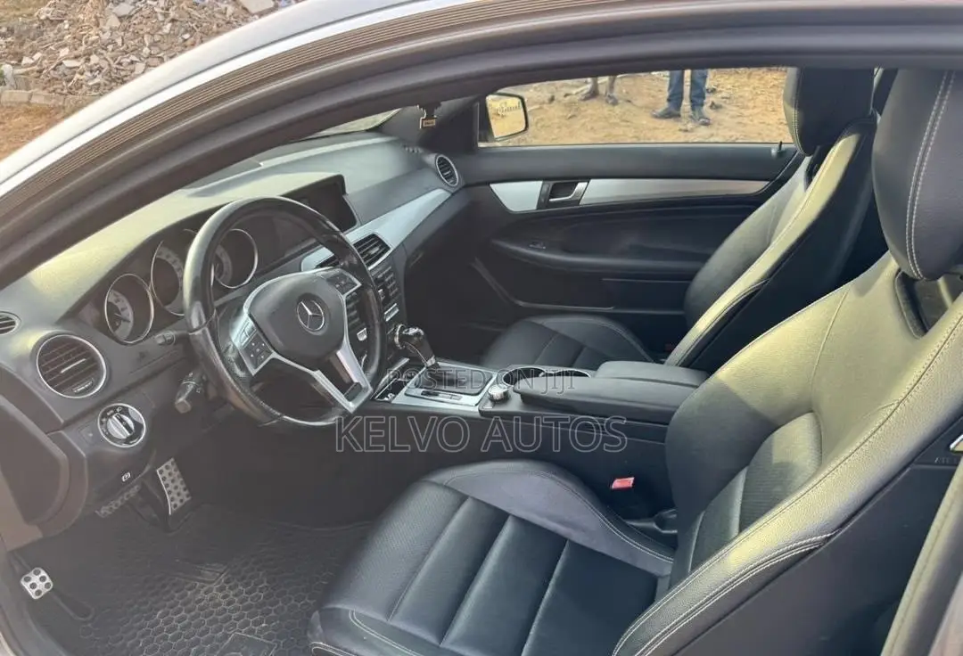 Mercedes-Benz C250 2012 Gray