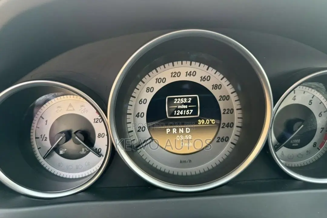 Mercedes-Benz C250 2012 Gray