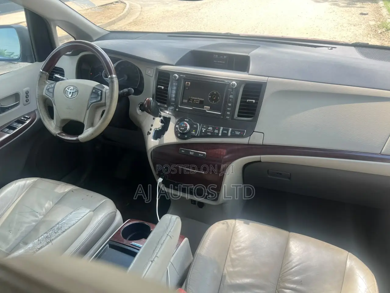 Toyota Sienna LE 7 Passenger Mobility 2011 Burgundy