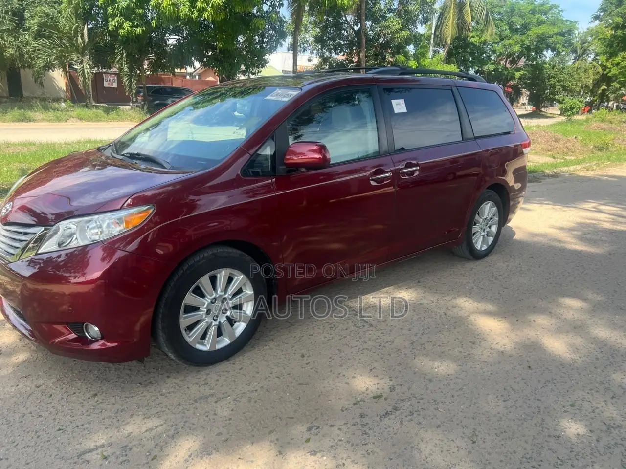 Toyota Sienna LE 7 Passenger Mobility 2011 Burgundy